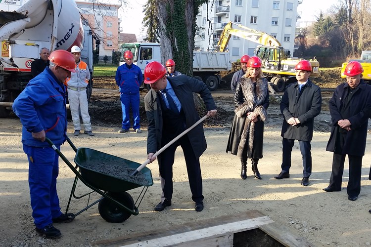 Slika /Vijesti/2015/prosinac/vrapče.jpg